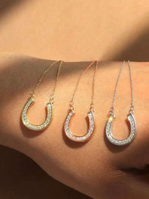 Horse Shoe Pendant